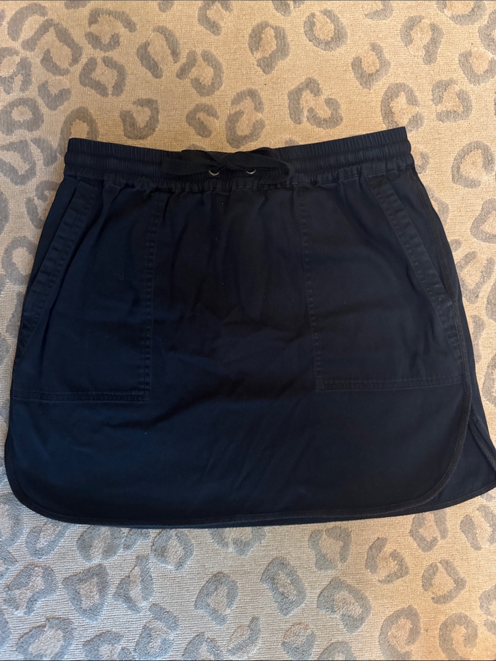 Lilla P Black Casual Pull-On Skirt
